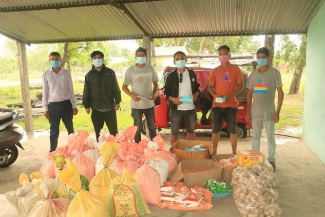कावासोती १३ का ३३ विपन्न परिवारलाइ खाद्यान्न  वितरण