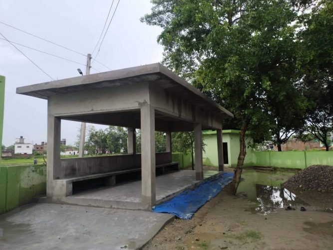 नगर प्रमुख शाहको पहलमा नइमिया कब्रिस्तान भित्र प्रतिक्षालय निर्माण Gandakiaaja