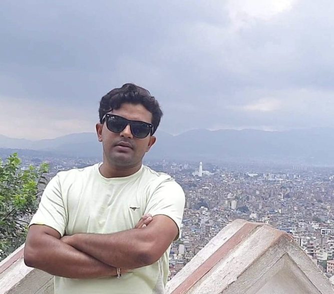 जन्मदिनकाे अवसरमा अनाेज यादवले गिदहा लाई हरियाली बनाउन एक घर एक लिच्चिकाे बिरुवा र क्लब लाई ड्रेस सहयाेग  Gandakiaaja