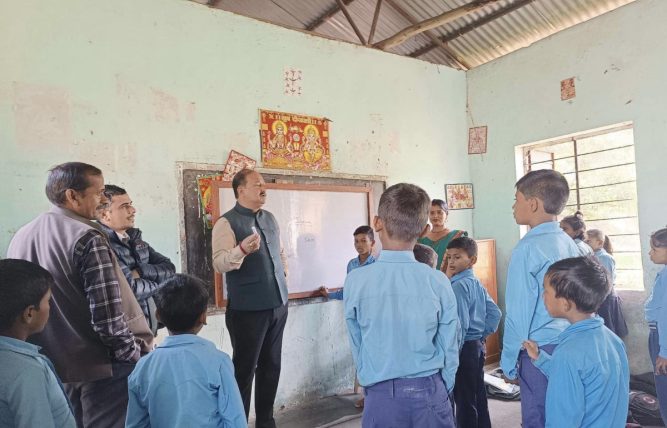 नगर प्रमुख शाह द्वारा विद्यालयको अनुगमनमा तिब्रता- गण्डकी आज