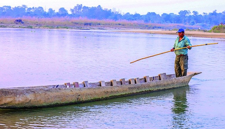 पश्चिम चितवन रोज्दै पर्यटक