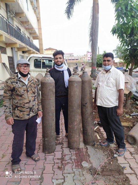 नवलपुरको देवचुलिमा युवाहरुद्वारा  अक्सिजन बैंक स्थापना