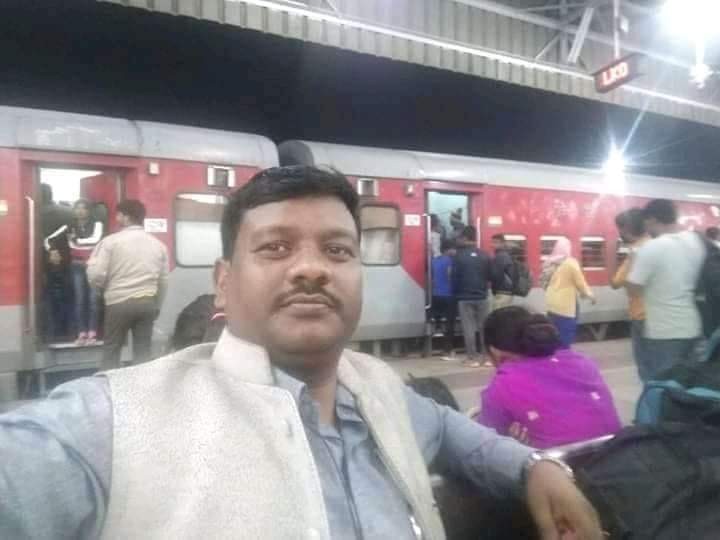 उपसभापती  गिरीकाे आत्माकाे चिर शान्तिकाे लागि आज ६ बजे  १ मिनेट माैनधारण