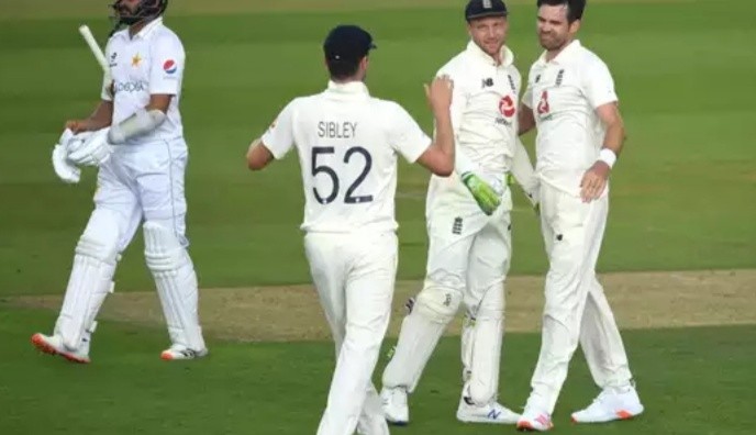पाकिस्तान र इगंल्याण्ड बिचको दोस्रो टेस्ट बराबरिमा